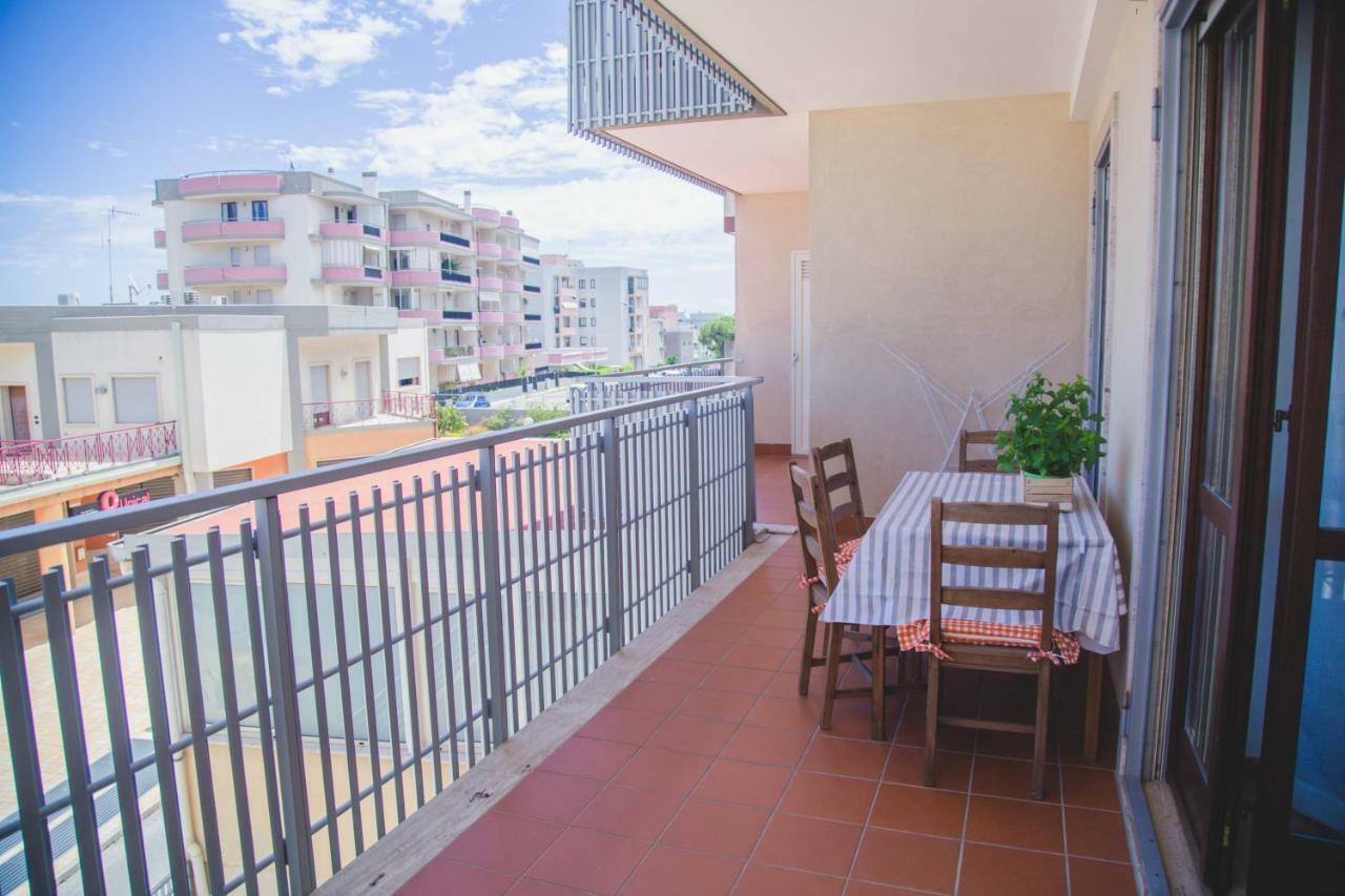 Evenal Apartment Monopoli Buitenkant foto